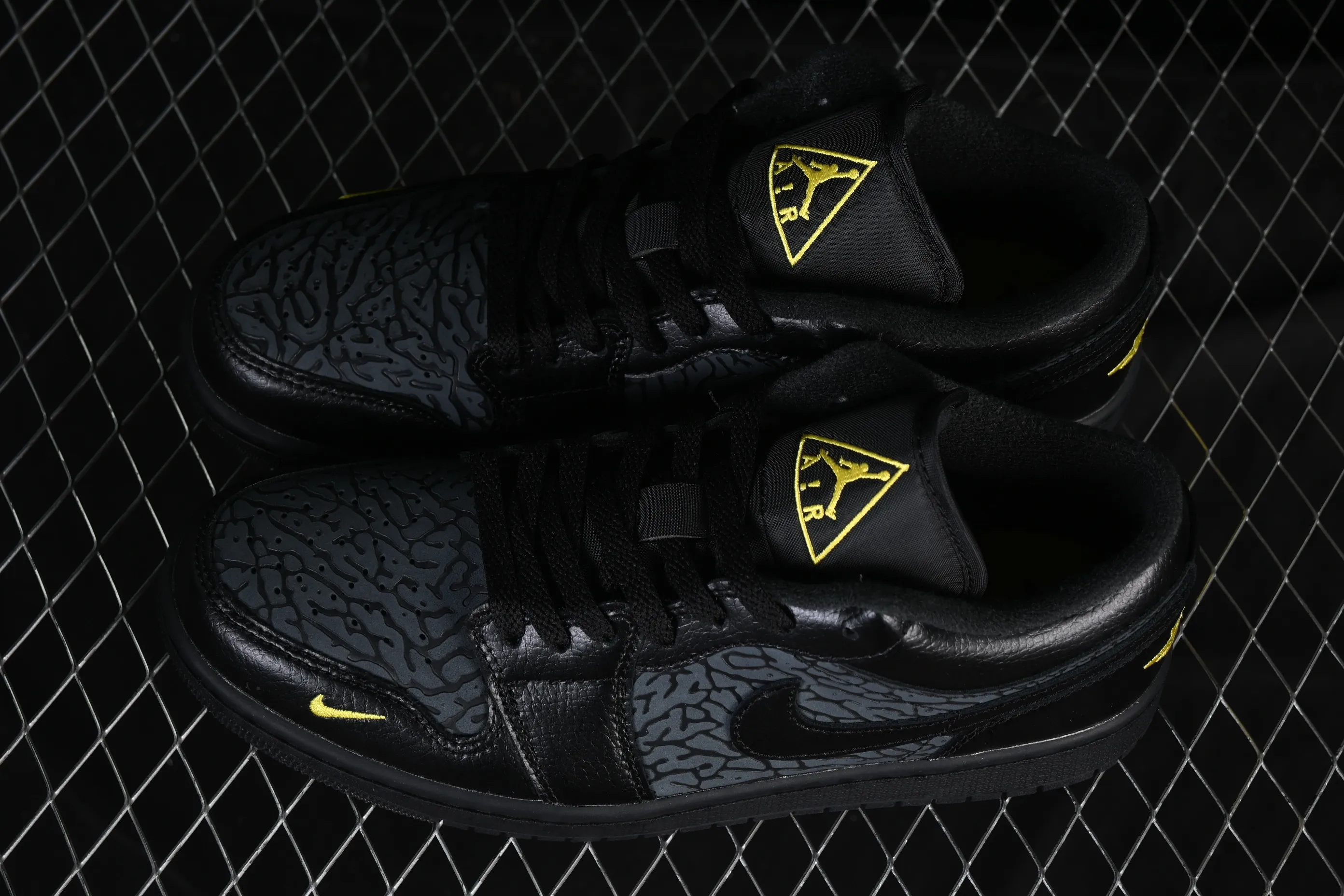All categories Air Jordan Jordan series basketball shoes Air Jordan 1 Low G version pure original Air Jordan 1 Low "Elephant" AJ1 Joe 1 burst pattern Danger warning low-top cultural casual sneakers IM6568-010